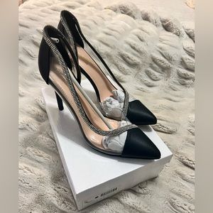 Mata heels - NEW in box